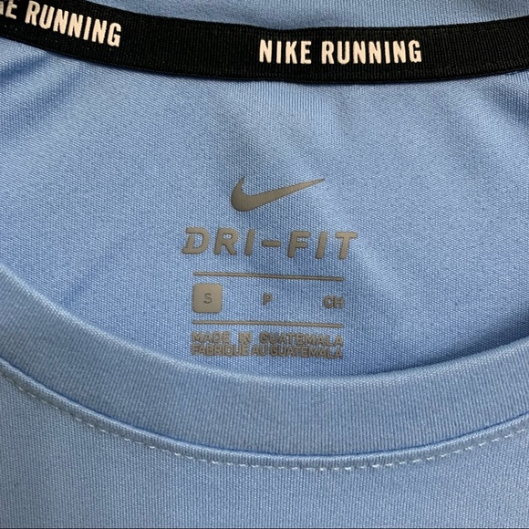 Nike Women’s Small Dri-Fit t-shirt light blue - Picture 2 of 6